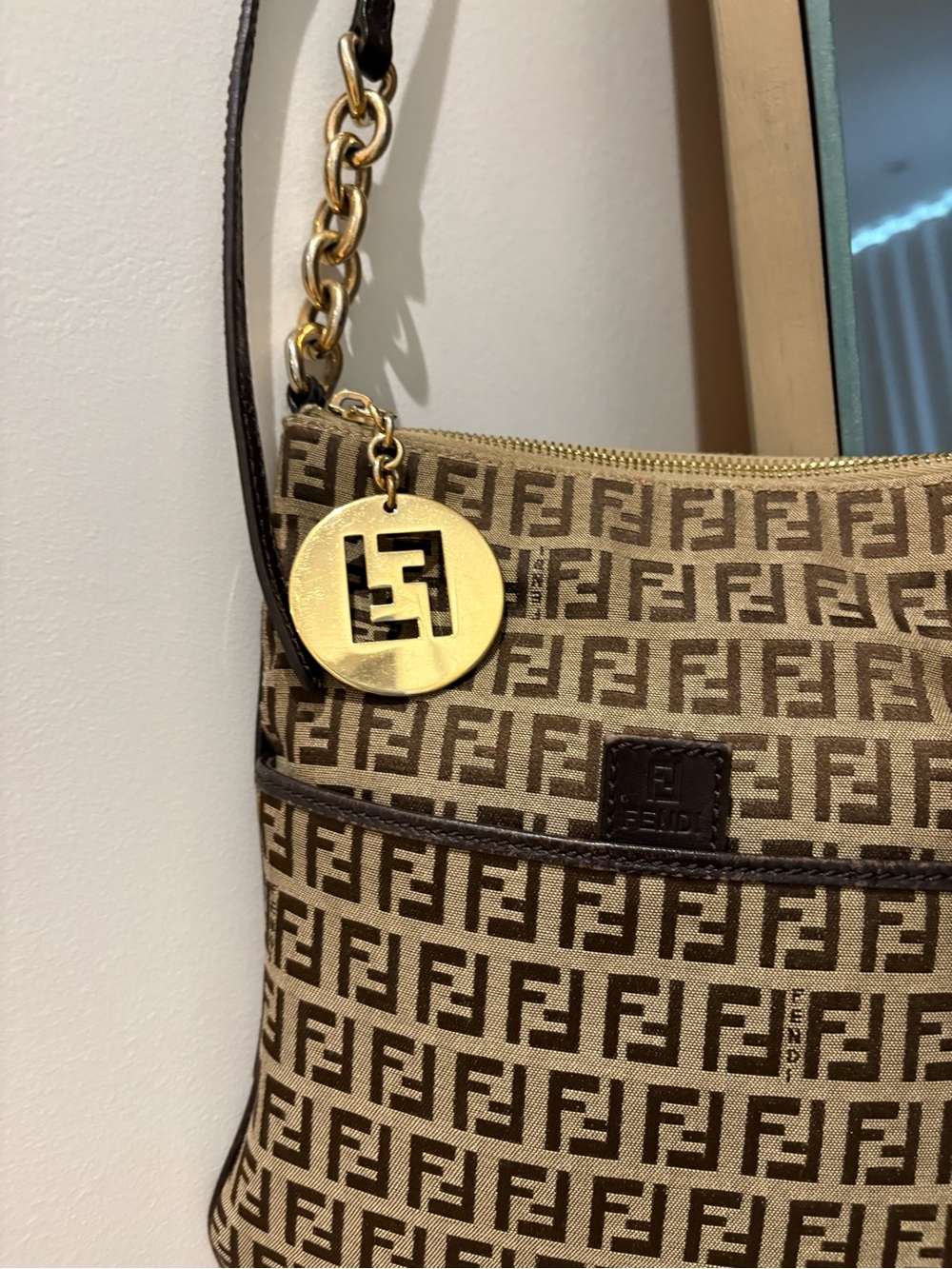 Sac FENDI couleur marron en tissu